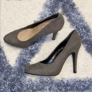 Gray suede Jessica Simpson heals